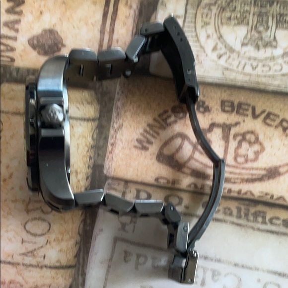 Men’s Swiss army Watch. - Picture 2 of 5